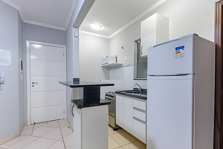 Apartamento a 190m da Praia de bombinhas - 203