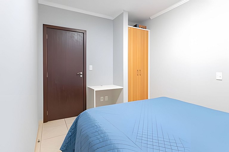 Apartamento a 190m da Praia de bombinhas - 203