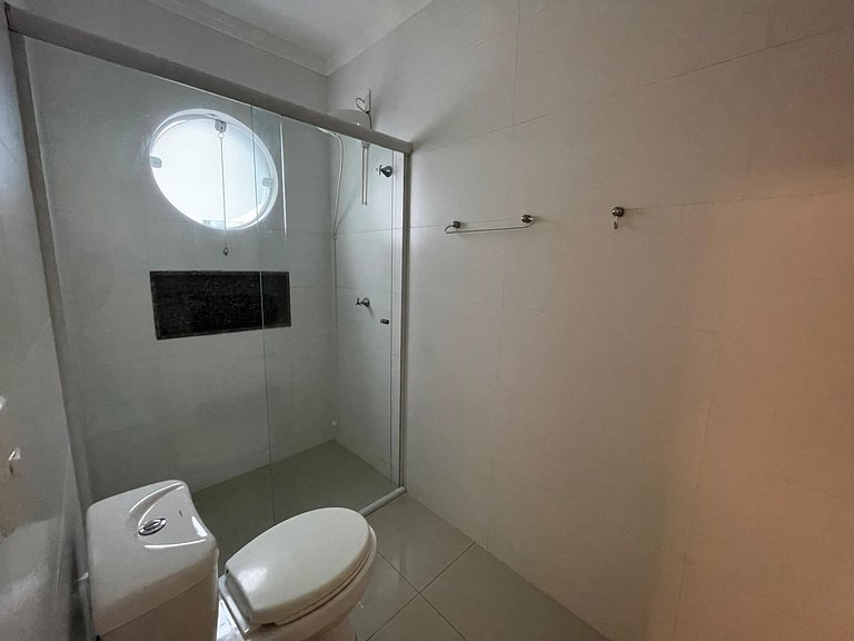 Apartamento com piscina e vista para montanha