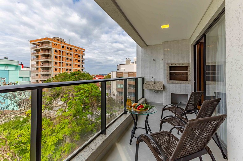 Apartamento luxuoso a 250 mts da praia de Bombas