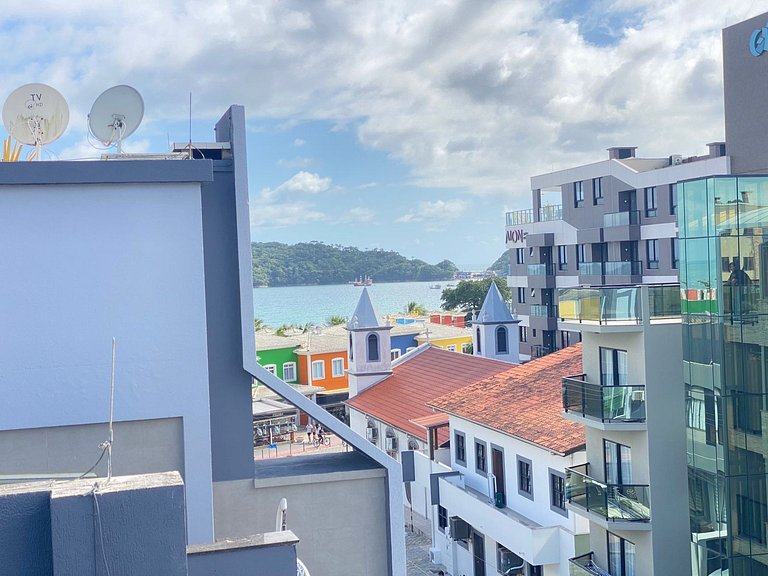 Duplex com piscina na praia de Bombinhas