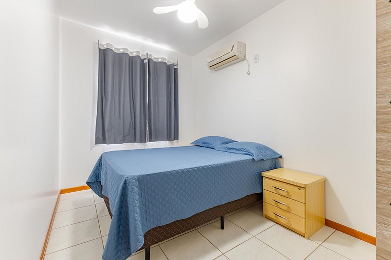 Excelente Apartamento em Bombas - 3 dormitórios