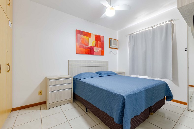 Excelente Apartamento em Bombas - 3 dormitórios