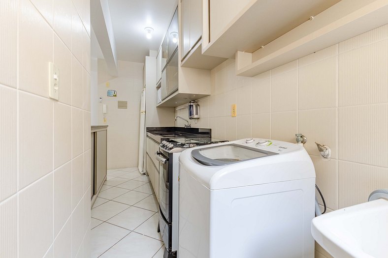 Excelente Apartamento em Bombas - 3 dormitórios