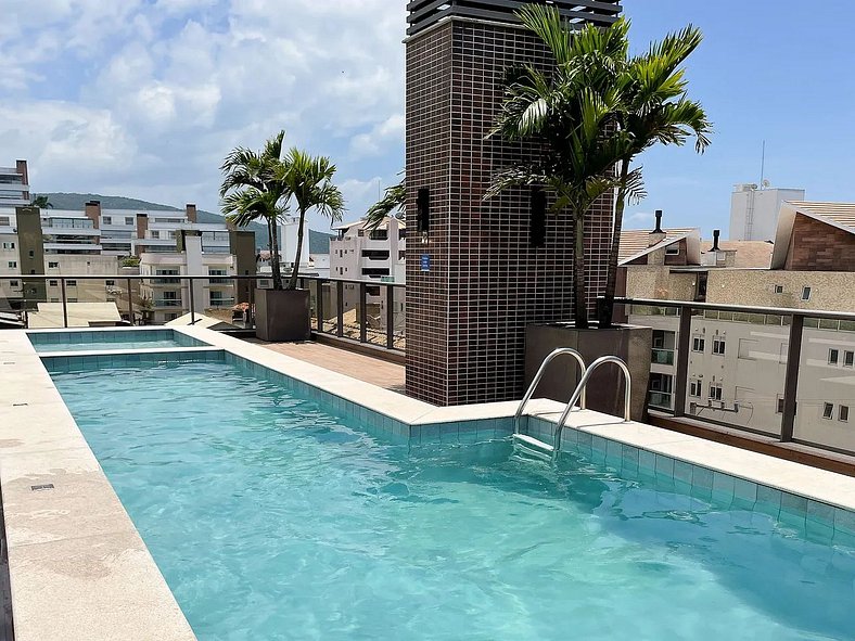 Porto Madero - Apartamento Alto Padrão em Condo com Piscina